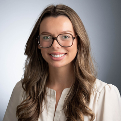 Kelsi Sisk, CRNP